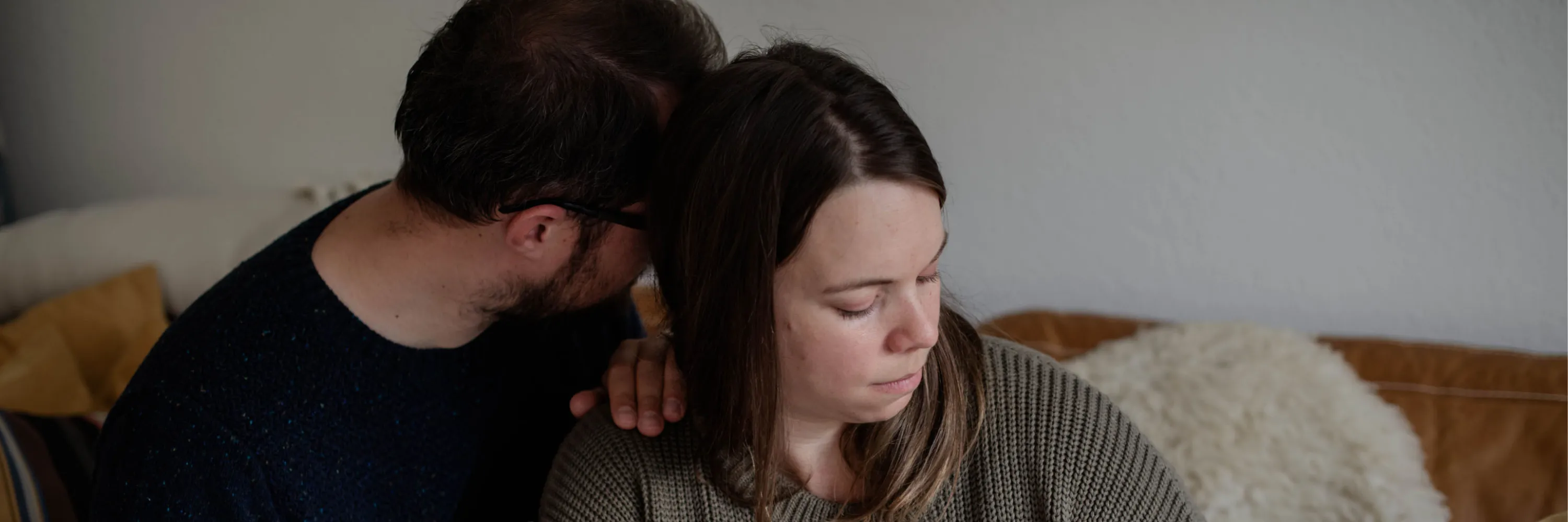 Perdre un enfant pendant la grossesse ou l'accouchement brise brutalement l'espoir des parents et fait partie des expériences les plus tristes et les plus marquantes.